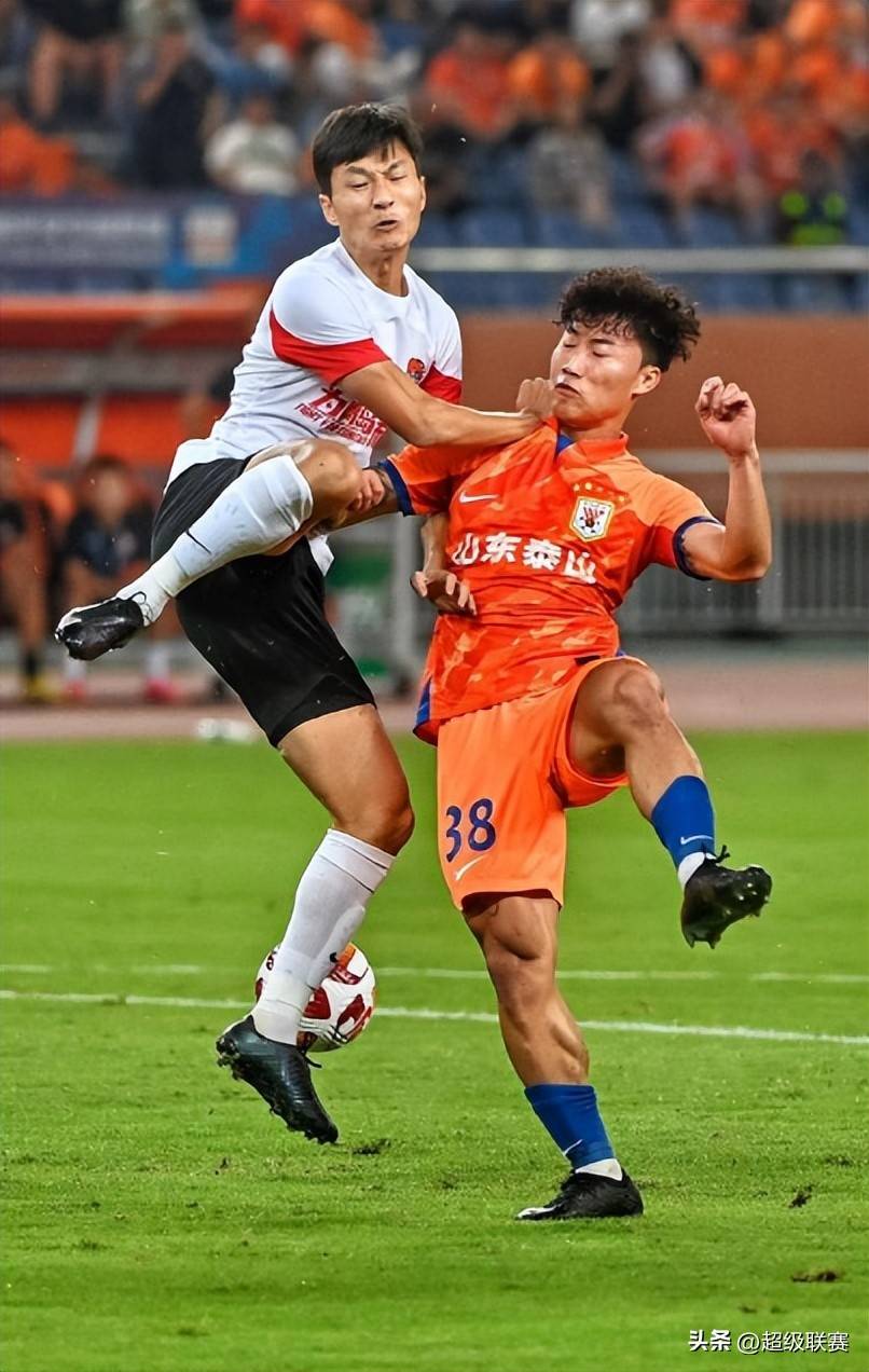 今晨山东泰山调整名单以备足总杯，扳平良机环节打磨，压力陡增，细节决定成败的简单介绍-lol中国总决赛